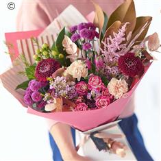 Large Winter Trending Hand-tied